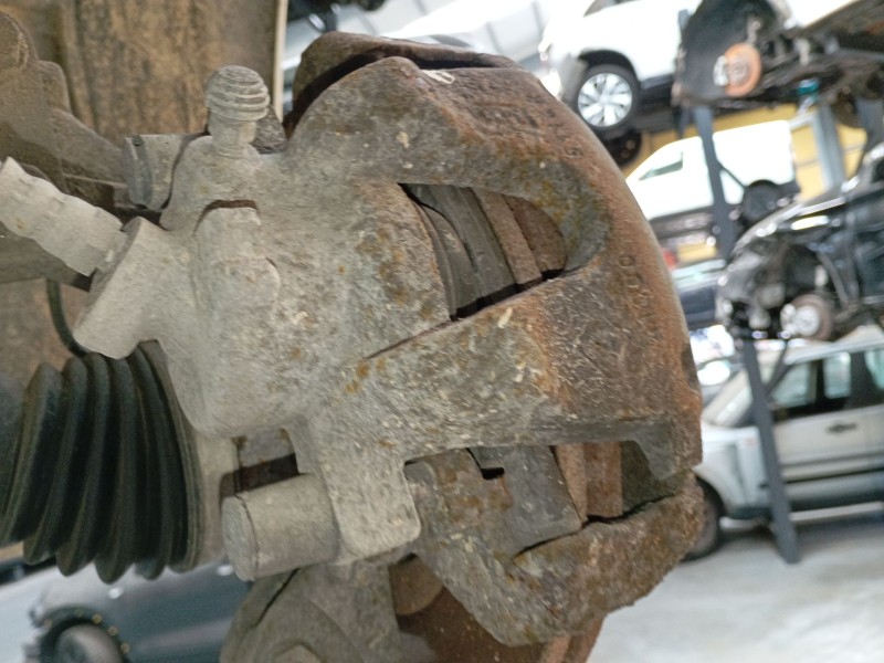 Recambio de pinza freno delantera izquierda para dacia logan ii 1.5 dci / blue dci 75 referencia OEM IAM   