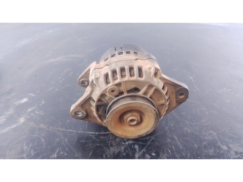 Recambio de alternador para nissan terrano ii (r20) 2.7 tdi 4wd referencia OEM IAM   
