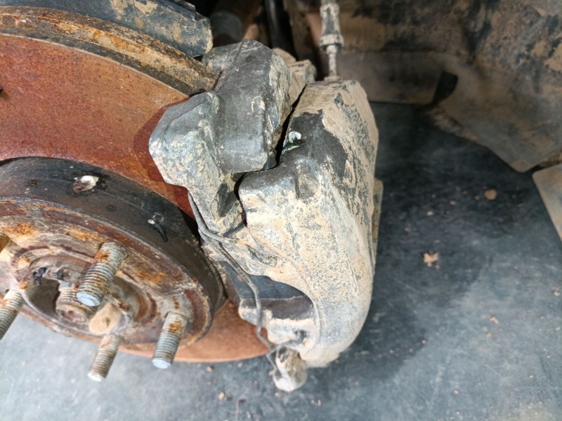 Recambio de pinza freno delantera derecha para ford focus iii 1.5 tdci referencia OEM IAM   