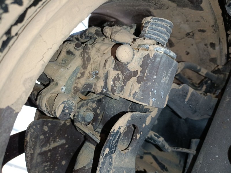 Recambio de pinza freno trasera izquierda para ford focus iii 1.5 tdci referencia OEM IAM   