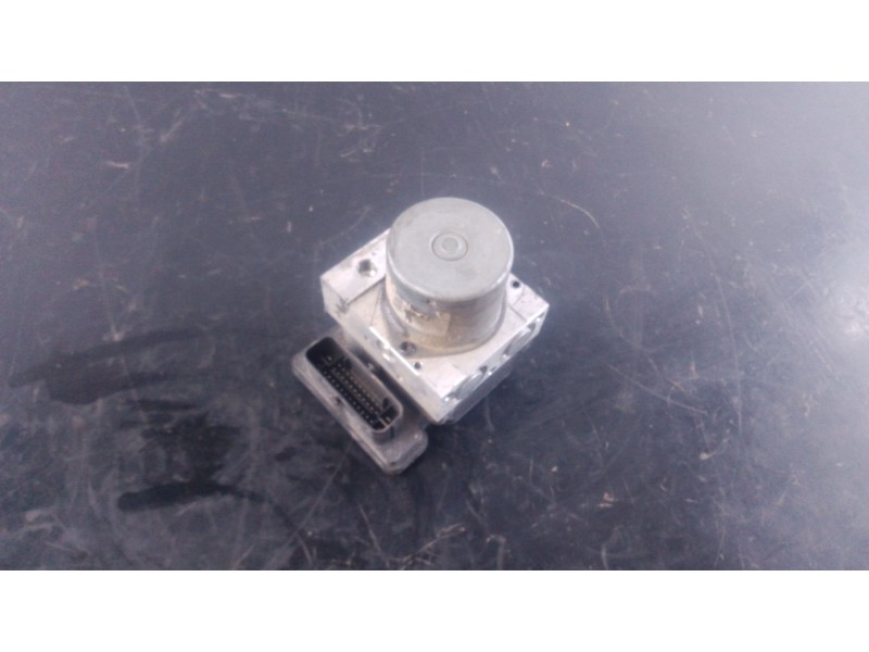 Recambio de abs para kia cee´d (jd) 1.4 crdi 90 referencia OEM IAM 1312043557  