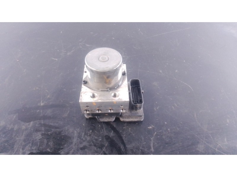 Recambio de abs para kia cee´d (jd) 1.4 crdi 90 referencia OEM IAM 1312043557  