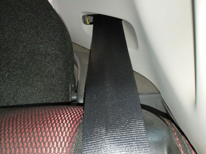 Recambio de cinturon seguridad trasero izquierdo para renault clio iv (bh_) 1.5 dci 75 referencia OEM IAM   