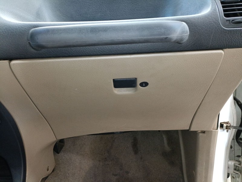 Recambio de guantera para nissan terrano ii (r20) 2.7 tdi 4wd referencia OEM IAM   