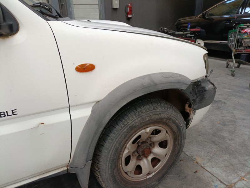 Recambio de aleta delantera derecha para nissan terrano ii (r20) 2.7 tdi 4wd referencia OEM IAM   