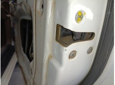 Recambio de cerradura puerta delantera derecha para nissan terrano ii (r20) 2.7 tdi 4wd referencia OEM IAM   