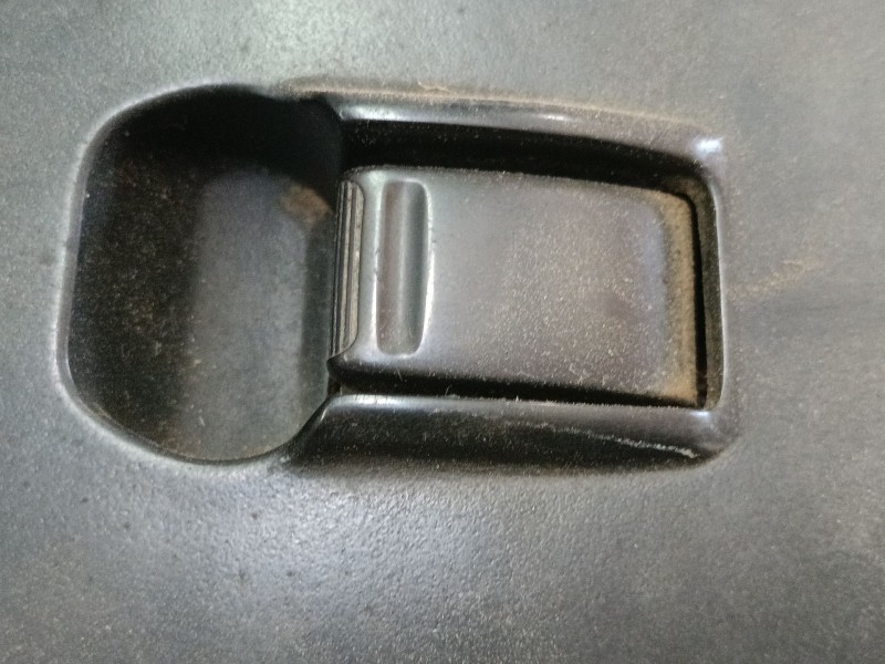 Recambio de mando elevalunas delantero derecho para nissan terrano ii (r20) 2.7 tdi 4wd referencia OEM IAM   