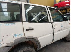 Recambio de puerta trasera derecha para nissan terrano ii (r20) 2.7 tdi 4wd referencia OEM IAM    2