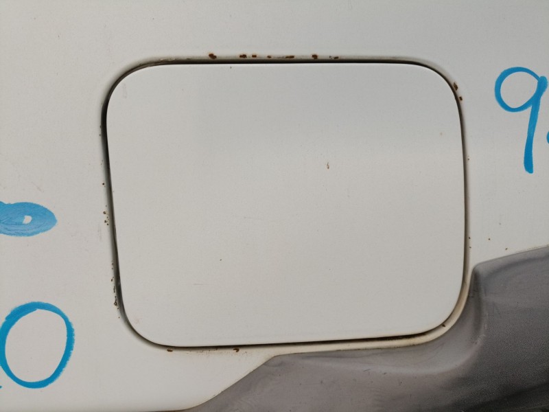 Recambio de tapa exterior combustible para nissan terrano ii (r20) 2.7 tdi 4wd referencia OEM IAM   