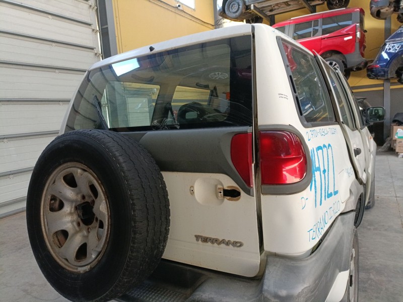 Recambio de porton trasero para nissan terrano ii (r20) 2.7 tdi 4wd referencia OEM IAM   