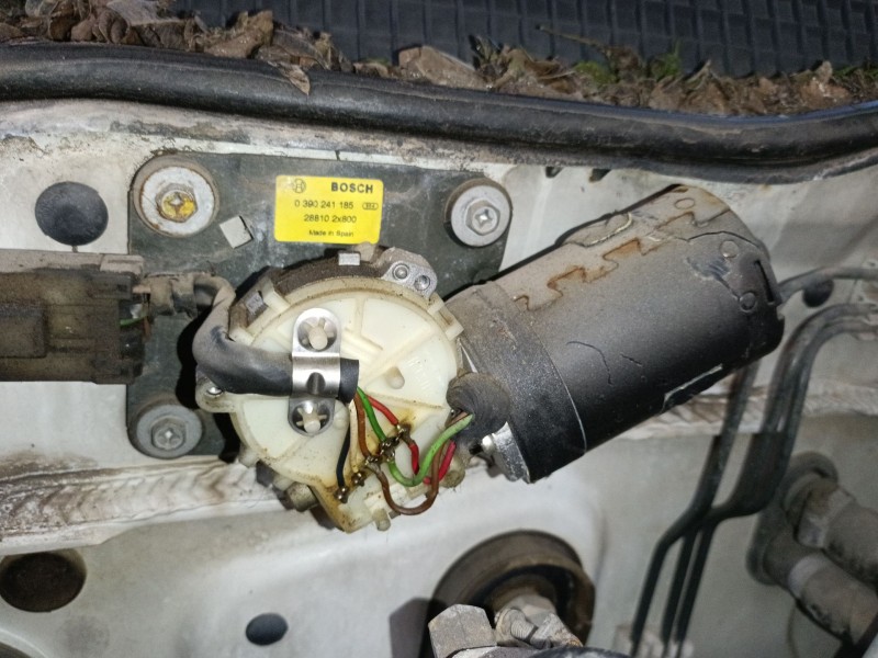 Recambio de motor limpia delantero para nissan terrano ii (r20) 2.7 tdi 4wd referencia OEM IAM 288102X800 0390241185 