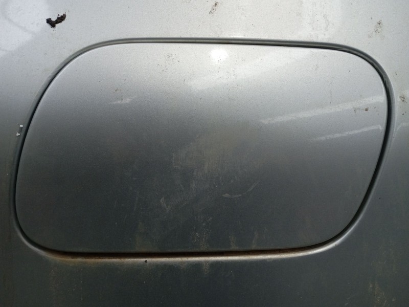 Recambio de tapa exterior combustible para volkswagen touareg (7la, 7l6, 7l7) 2.5 r5 tdi referencia OEM IAM   