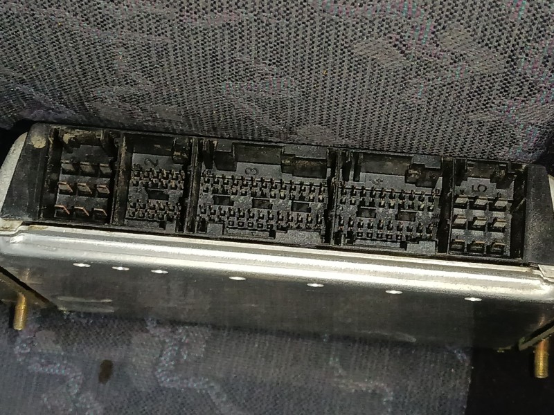 Recambio de centralita motor uce para nissan terrano ii (r20) 2.7 tdi 4wd referencia OEM IAM 237107F469 0281011040 