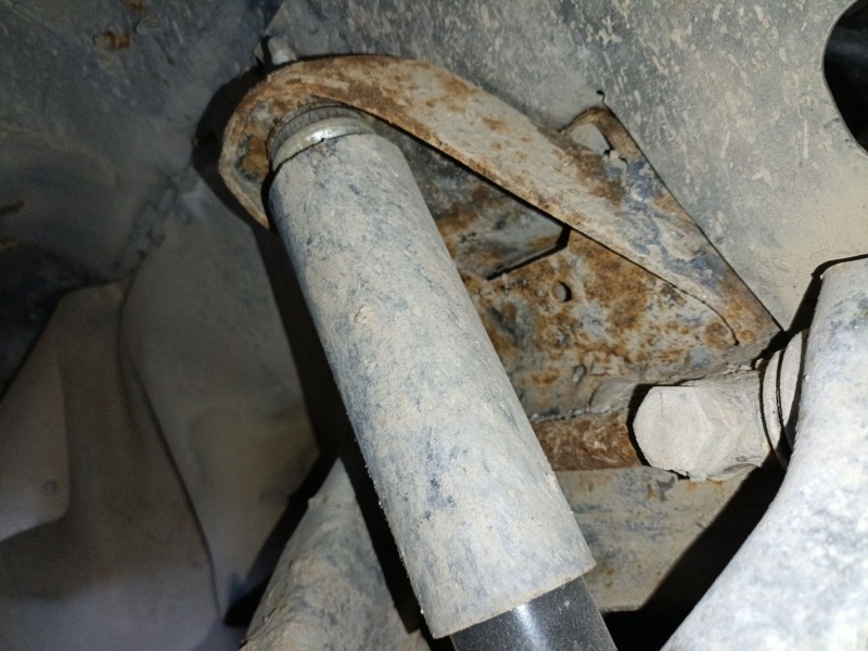 Recambio de amortiguador delantero izquierdo para nissan terrano ii (r20) 2.7 tdi 4wd referencia OEM IAM 290637 301700290637 