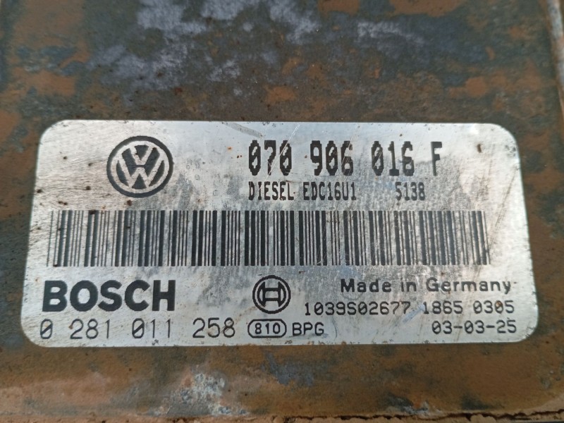 Recambio de centralita motor uce para volkswagen touareg (7la, 7l6, 7l7) 2.5 r5 tdi referencia OEM IAM 070906016F 0281011258 