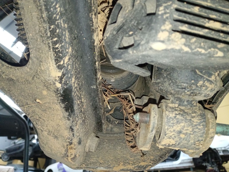 Recambio de mangueta trasera derecha para volkswagen touareg (7la, 7l6, 7l7) 2.5 r5 tdi referencia OEM IAM   