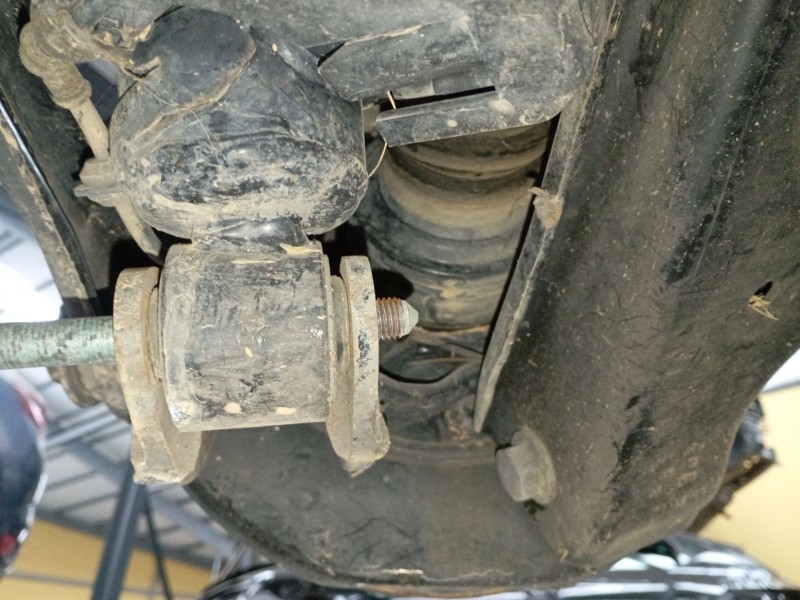 Recambio de mangueta trasera izquierda para volkswagen touareg (7la, 7l6, 7l7) 2.5 r5 tdi referencia OEM IAM   