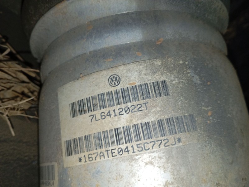 Recambio de amortiguador delantero derecho para volkswagen touareg (7la, 7l6, 7l7) 2.5 r5 tdi referencia OEM IAM 7L6412022T  