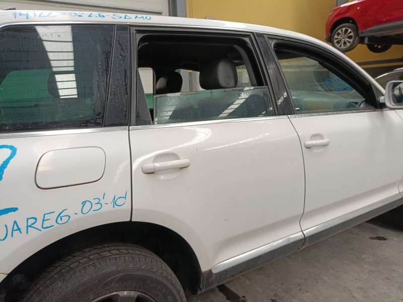 Recambio de puerta trasera derecha para volkswagen touareg (7la, 7l6, 7l7) 2.5 r5 tdi referencia OEM IAM   
