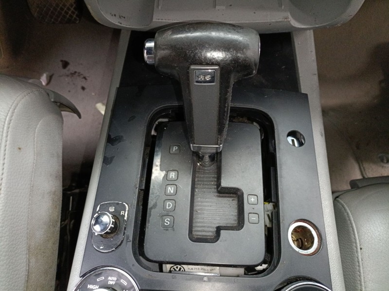 Recambio de palanca cambio para volkswagen touareg (7la, 7l6, 7l7) 2.5 r5 tdi referencia OEM IAM   
