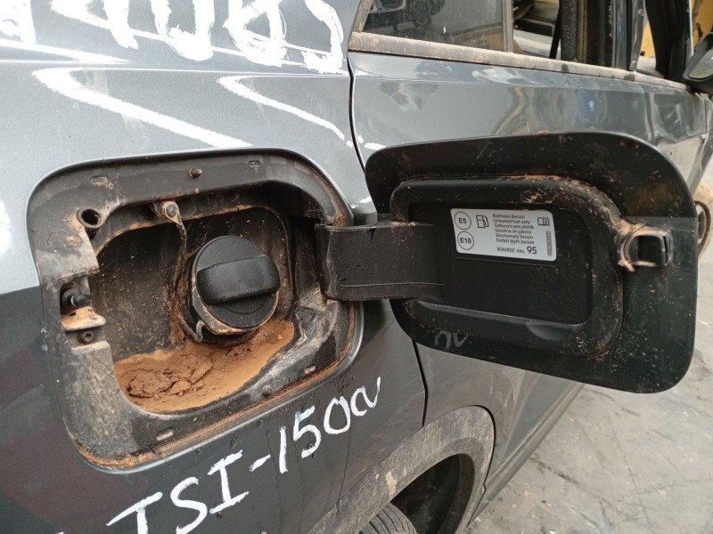 Recambio de tapa exterior combustible para volkswagen t-roc (a11, d11) 1.5 tsi referencia OEM IAM   