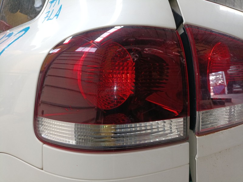 Recambio de piloto trasero izquierdo para volkswagen touareg (7la, 7l6, 7l7) 2.5 r5 tdi referencia OEM IAM   