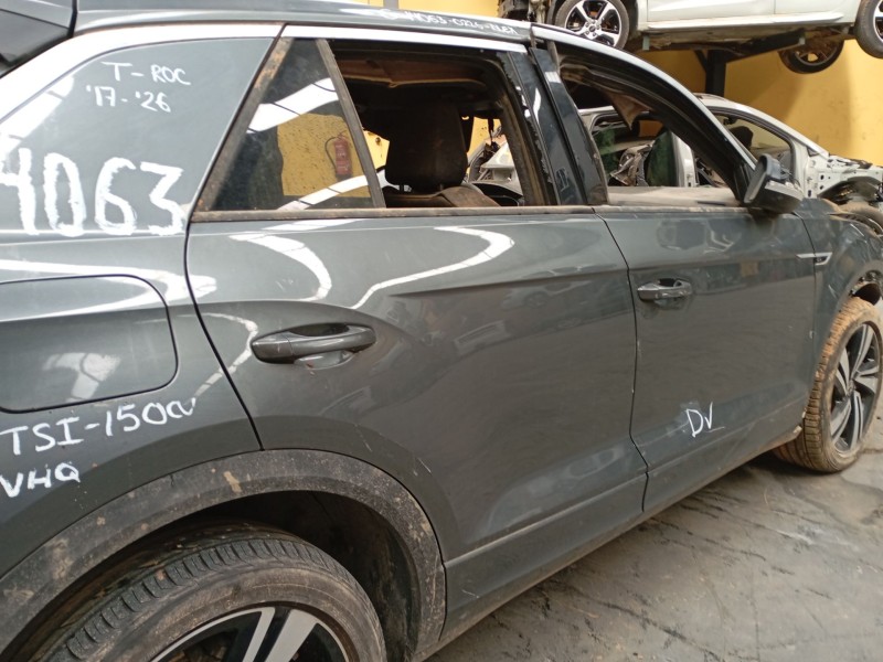 Recambio de puerta trasera derecha para volkswagen t-roc (a11, d11) 1.5 tsi referencia OEM IAM   