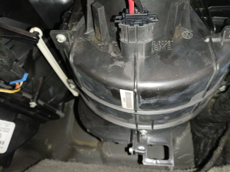 Recambio de ventilador calefaccion para volkswagen touareg (7la, 7l6, 7l7) 2.5 r5 tdi referencia OEM IAM   