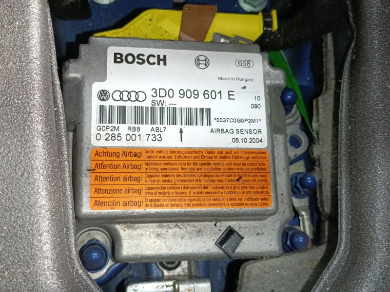 Recambio de kit airbag para volkswagen touareg (7la, 7l6, 7l7) 2.5 r5 tdi referencia OEM IAM 3D0909601E 0285001733 