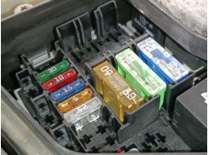 Recambio de caja reles / fusibles para volkswagen touareg (7la, 7l6, 7l7) 2.5 r5 tdi referencia OEM IAM   