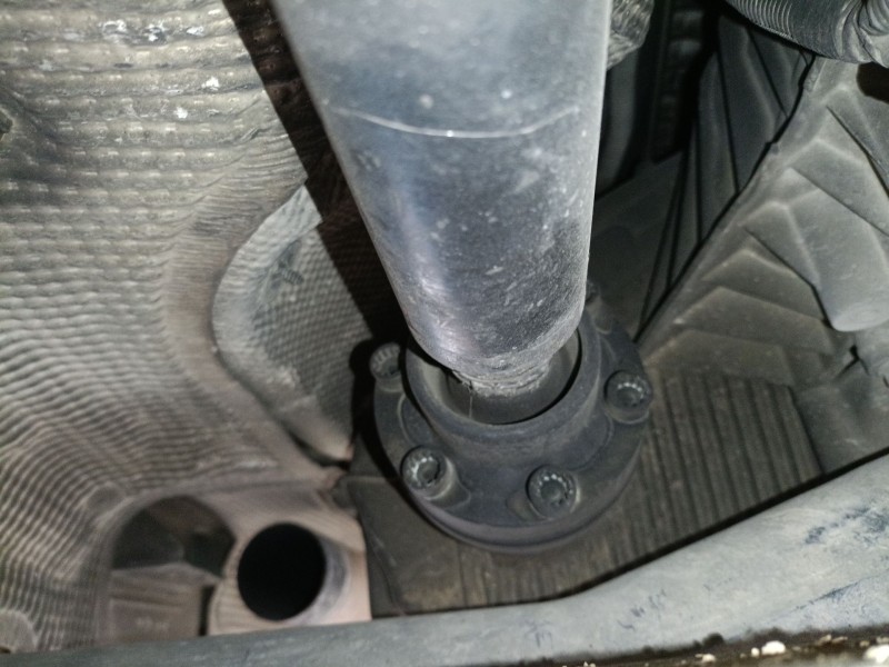 Recambio de transmision central delantera para volkswagen touareg (7la, 7l6, 7l7) 2.5 r5 tdi referencia OEM IAM   