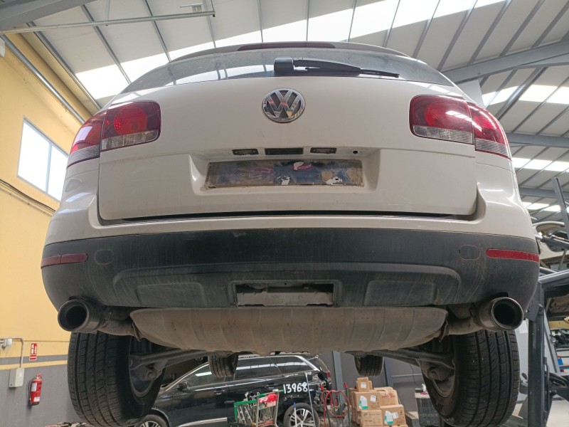 Recambio de paragolpes trasero para volkswagen touareg (7la, 7l6, 7l7) 2.5 r5 tdi referencia OEM IAM   