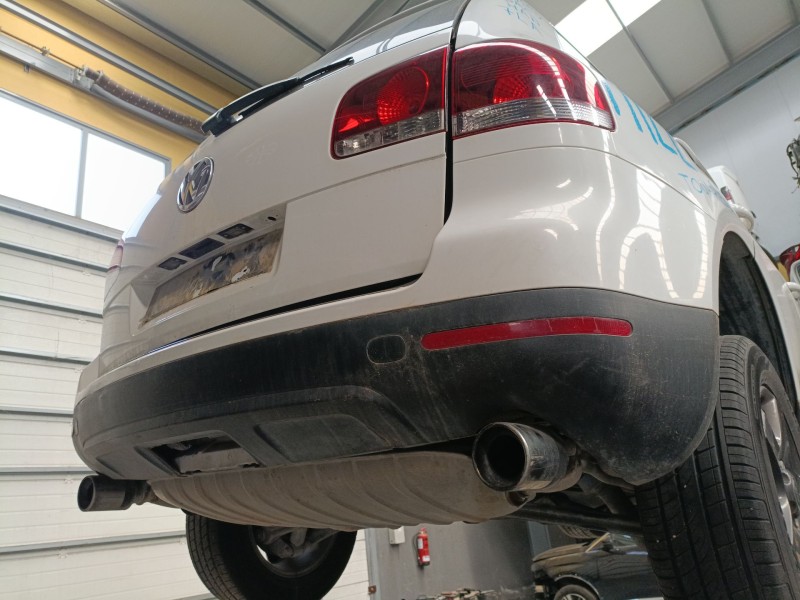 Recambio de paragolpes trasero para volkswagen touareg (7la, 7l6, 7l7) 2.5 r5 tdi referencia OEM IAM   
