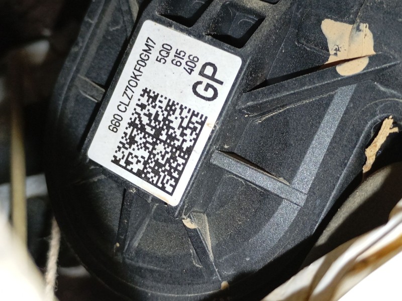 Recambio de pinza freno trasera derecha para volkswagen t-roc (a11, d11) 1.5 tsi referencia OEM IAM 5Q0615406GP  