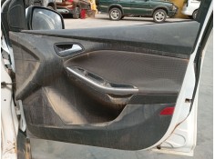 Recambio de guarnecido puerta delantera derecha para ford focus iii 1.6 tdci referencia OEM IAM   