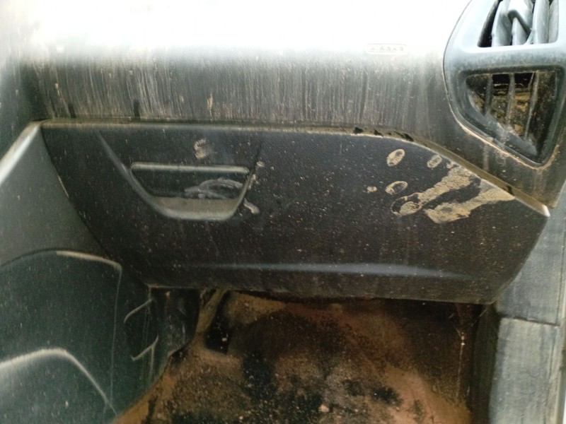 Recambio de guantera para ford focus iii 1.6 tdci referencia OEM IAM   