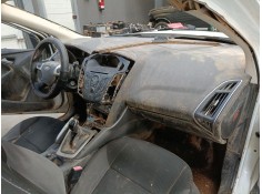 Recambio de salpicadero para ford focus iii 1.6 tdci referencia OEM IAM    2
