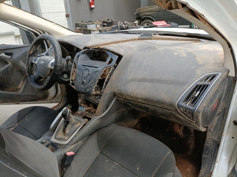 Recambio de salpicadero para ford focus iii 1.6 tdci referencia OEM IAM   