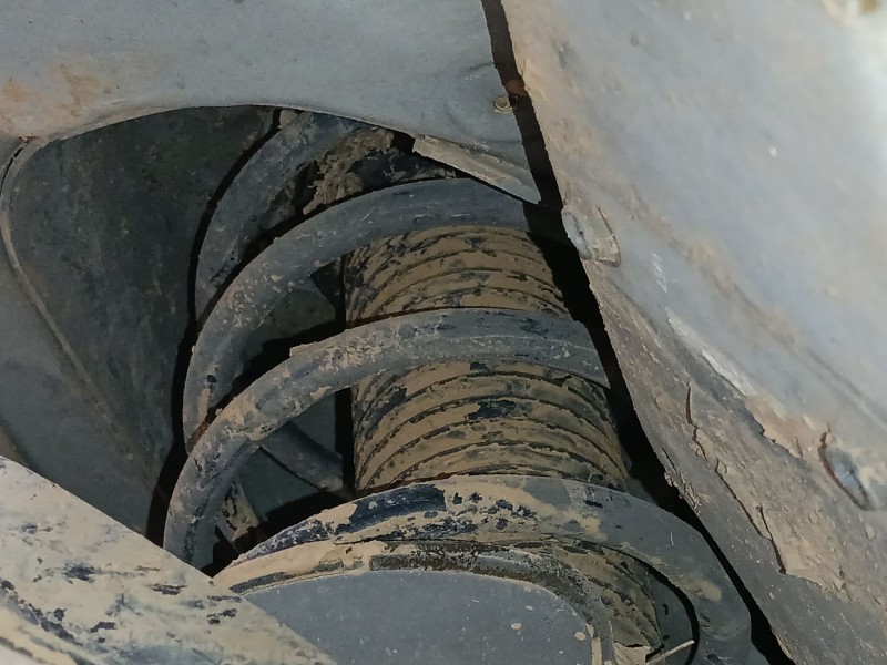 Recambio de amortiguador delantero derecho para ford focus iii 1.6 tdci referencia OEM IAM   