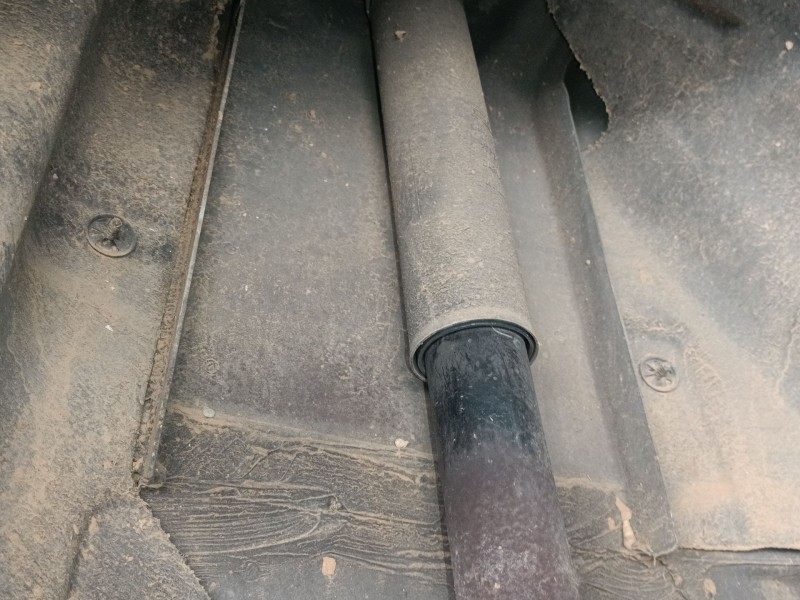 Recambio de amortiguador trasero derecho para ford focus iii 1.6 tdci referencia OEM IAM   