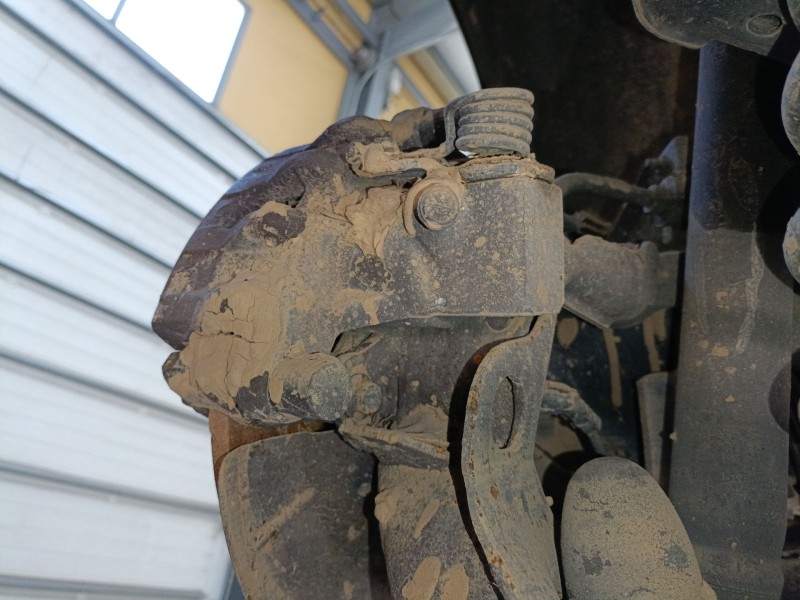 Recambio de pinza freno trasera izquierda para ford focus iii 1.6 tdci referencia OEM IAM   