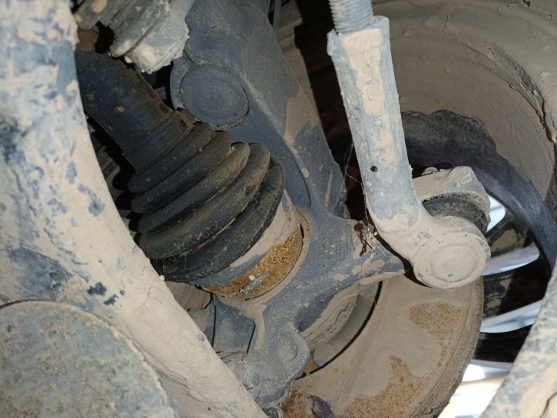 Recambio de mangueta delantera derecha para ford focus iii 1.6 tdci referencia OEM IAM   