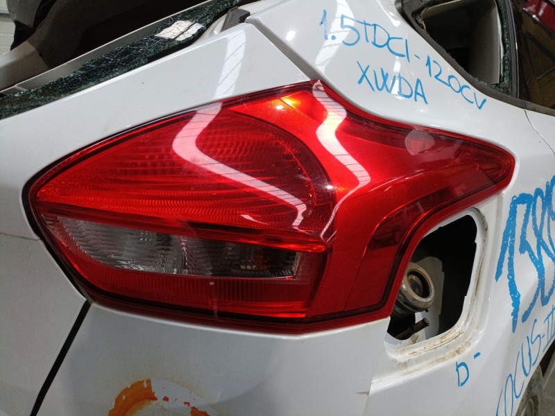 Recambio de piloto trasero derecho para ford focus iii 1.5 tdci referencia OEM IAM   