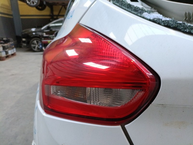 Recambio de piloto trasero izquierdo para ford focus iii 1.5 tdci referencia OEM IAM   