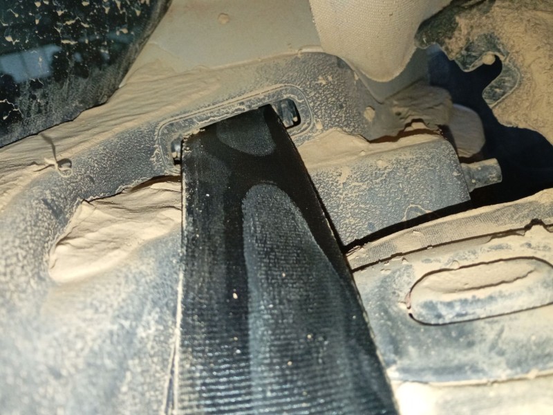 Recambio de cinturon seguridad trasero derecho para ford focus iii 1.0 ecoboost referencia OEM IAM   