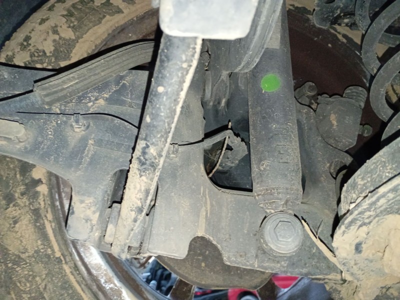 Recambio de mangueta trasera derecha para ford focus iii 1.0 ecoboost referencia OEM IAM   