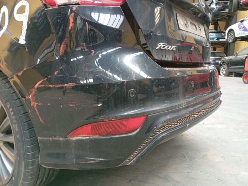 Recambio de paragolpes trasero para ford focus iii 1.5 tdci referencia OEM IAM   