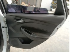 Recambio de guarnecido puerta trasera derecha para ford focus iii turnier 1.5 tdci referencia OEM IAM   