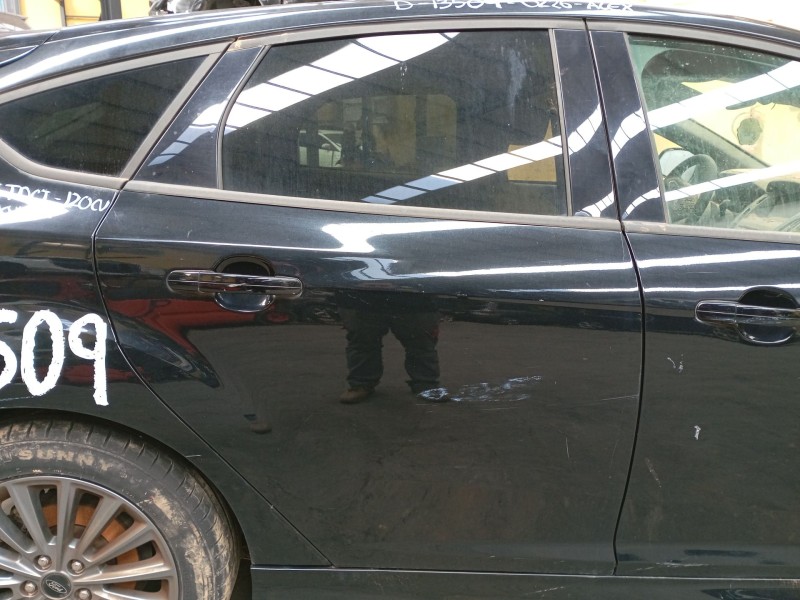 Recambio de puerta trasera derecha para ford focus iii 1.5 tdci referencia OEM IAM   