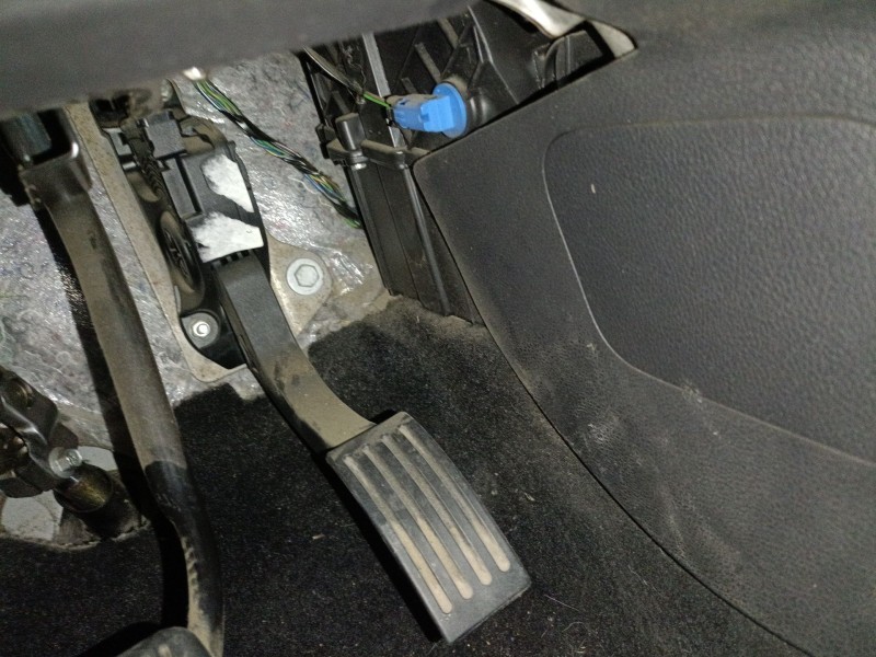 Recambio de pedal acelerador para ford focus iii turnier 1.5 tdci referencia OEM IAM 08BV61GG  